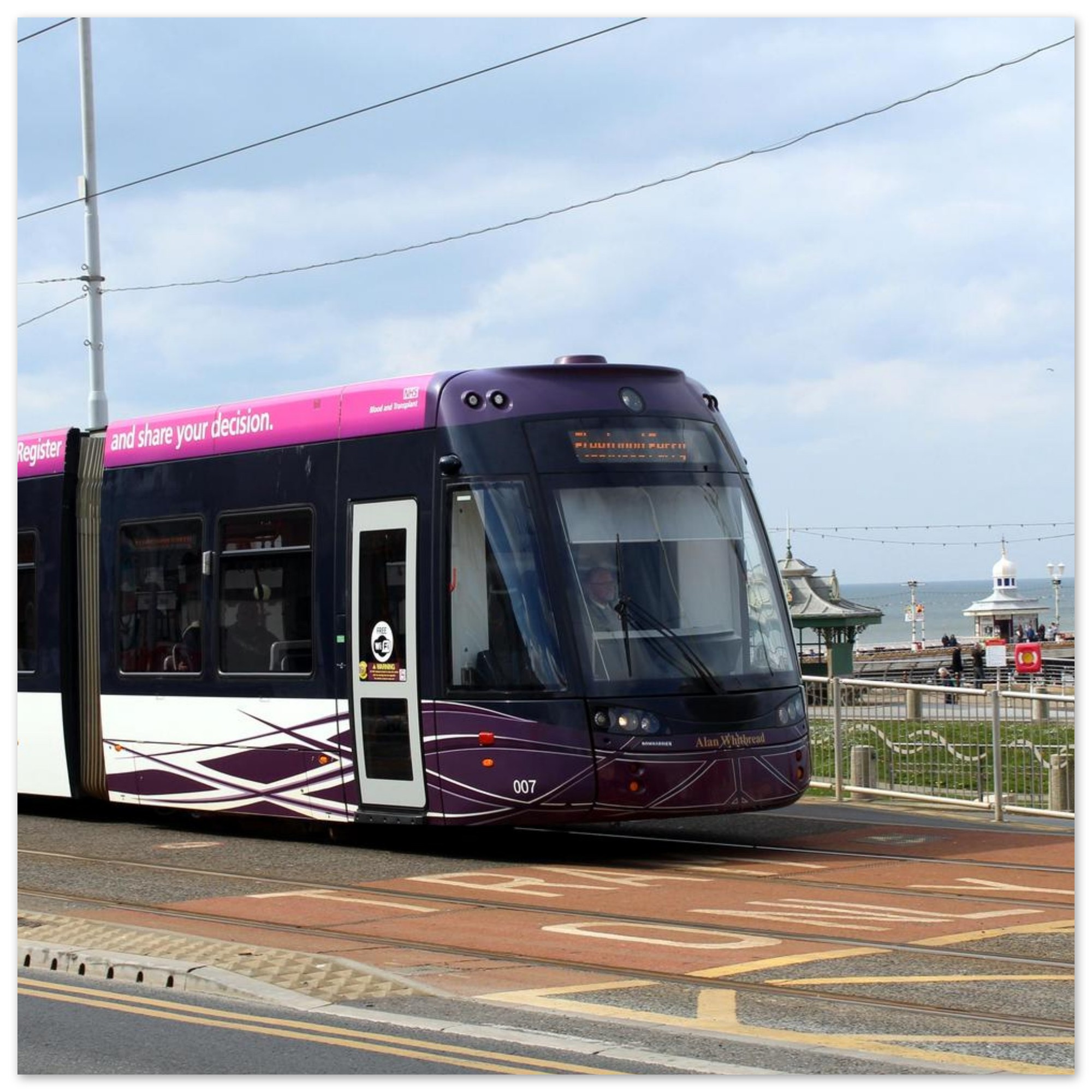 Blackpool tram and pier Classic Semi-Glossy Paper Poster 35x35 cm / 14x14″