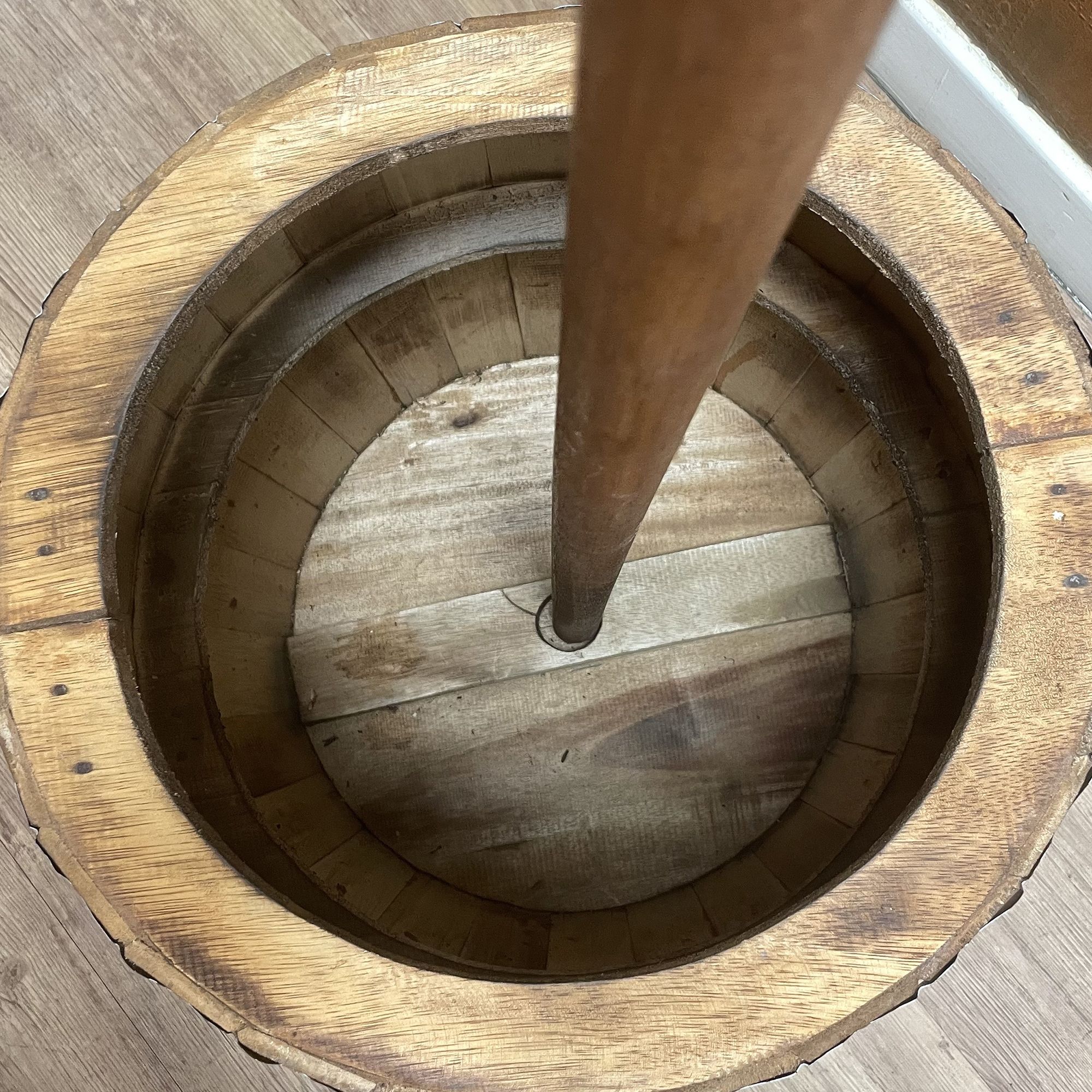 Beer Barrel Table & Parasol Stand – Natural Wood 60 x 48.5 cm - Image 2
