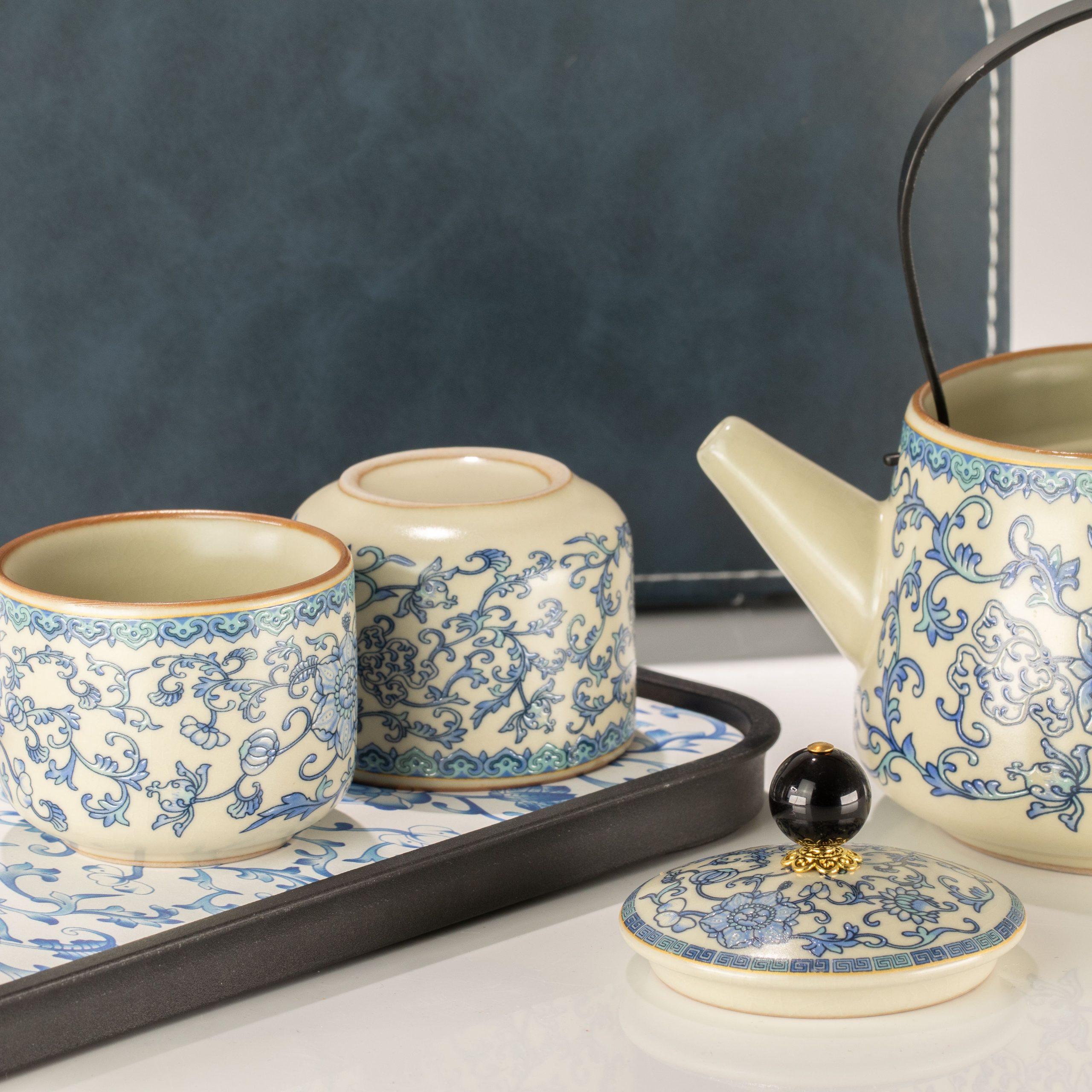Travel Teapot Set and Two Cups - China Ru Blue - Image 5