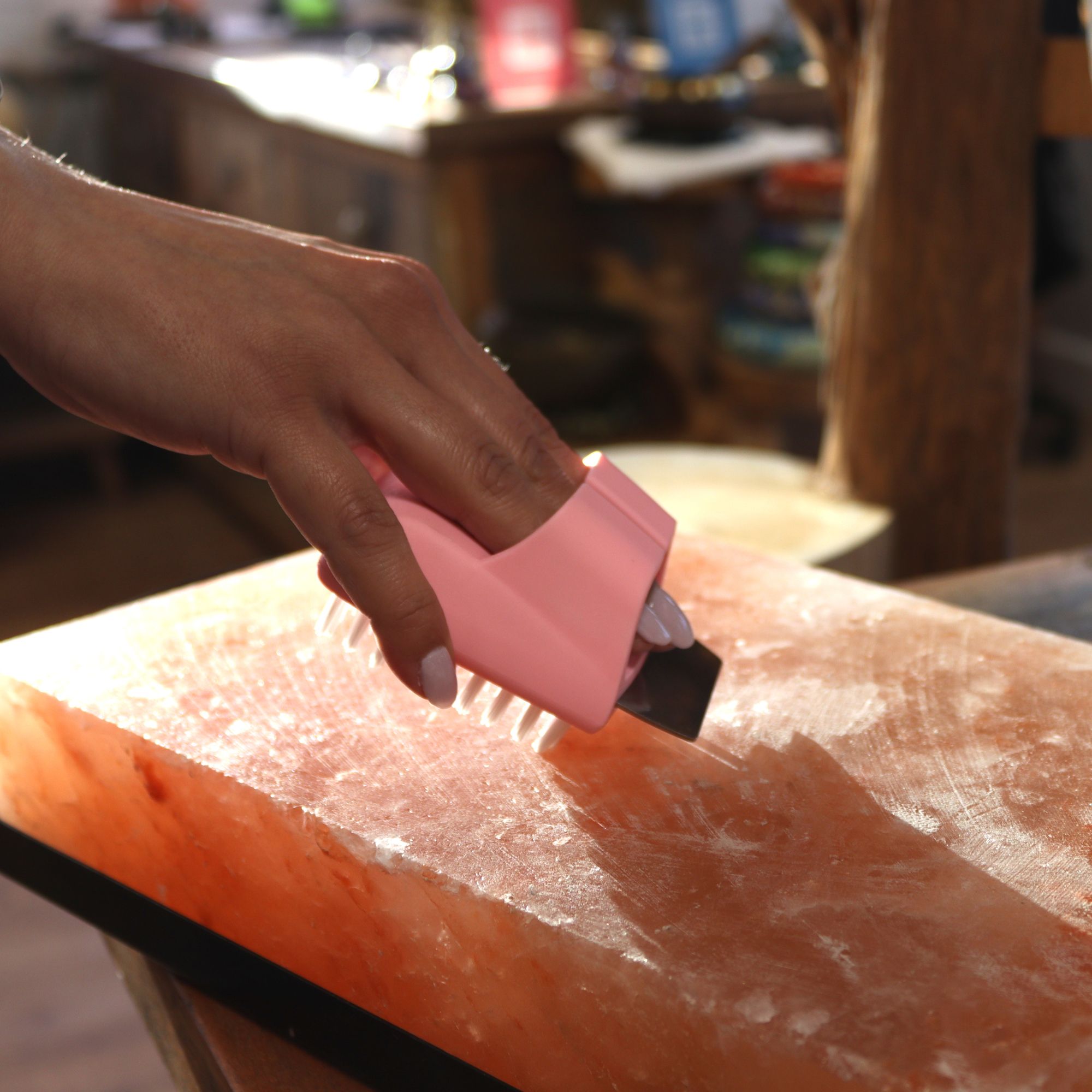 Himalayan Salt Block Cleaning Brush (assorted colours) - Image 6